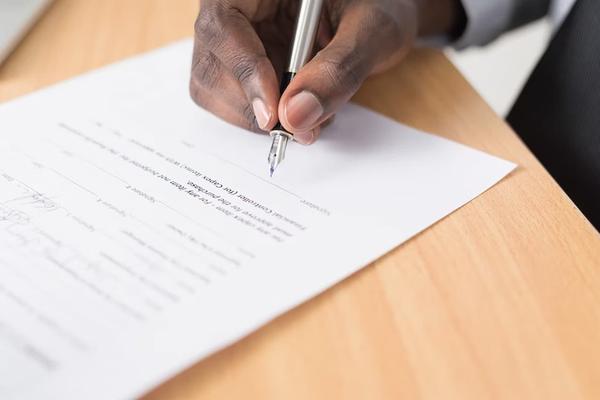 You are currently viewing Can my wife take half my pension if we divorce?